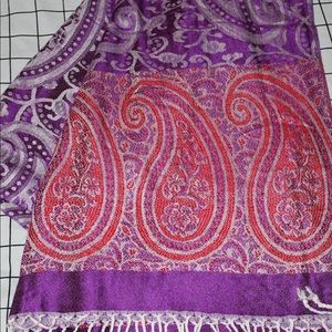 Bright beautiful pashmina from Spain never worn